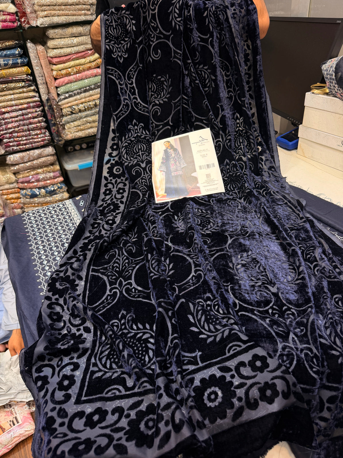 REPUBLIC NYRA D-05 DHANAK PALACHI SHAWL