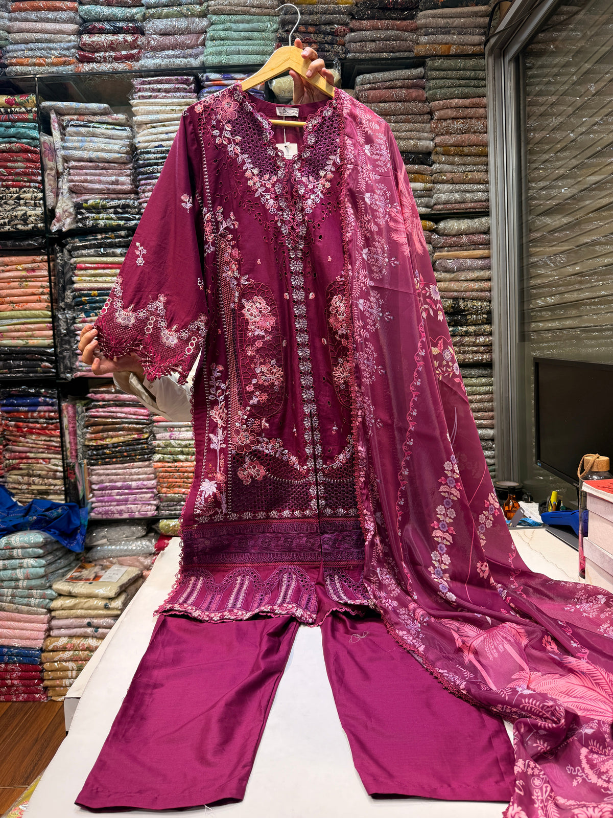 BIN ILYAS LAWN  ANAYA 162- RTW