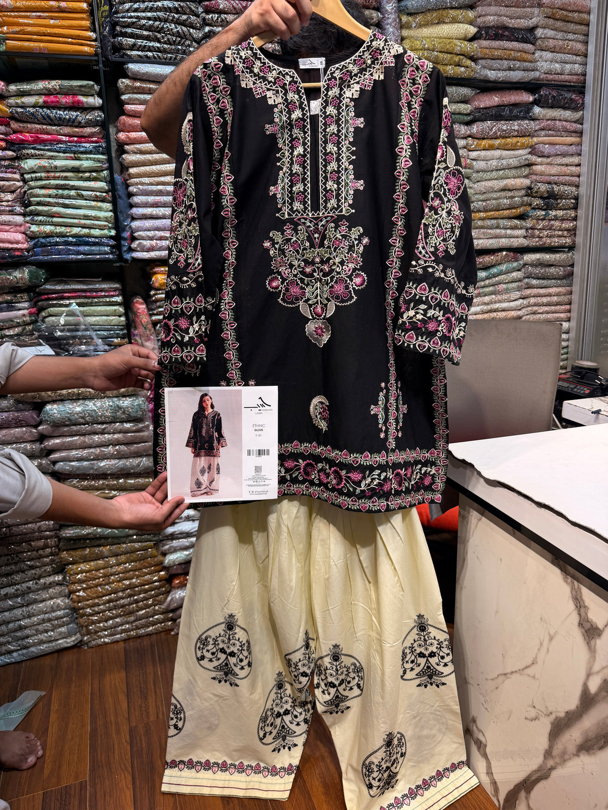 ETHNC KURTA SET E-120 2PC