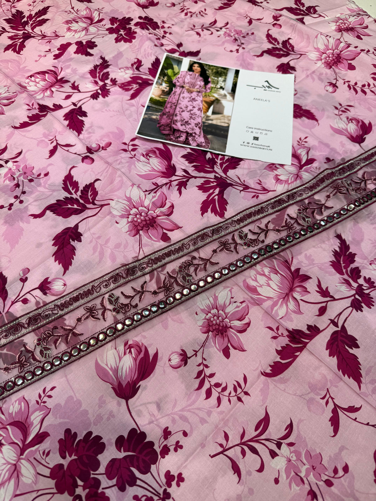 ANEELAS PRINTED LAWN PINK