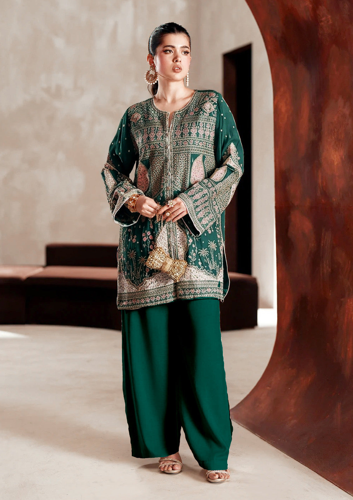 ETHNC VELVET 2PC E-719 STICHED (Delivery Time 15 to 20 Days)