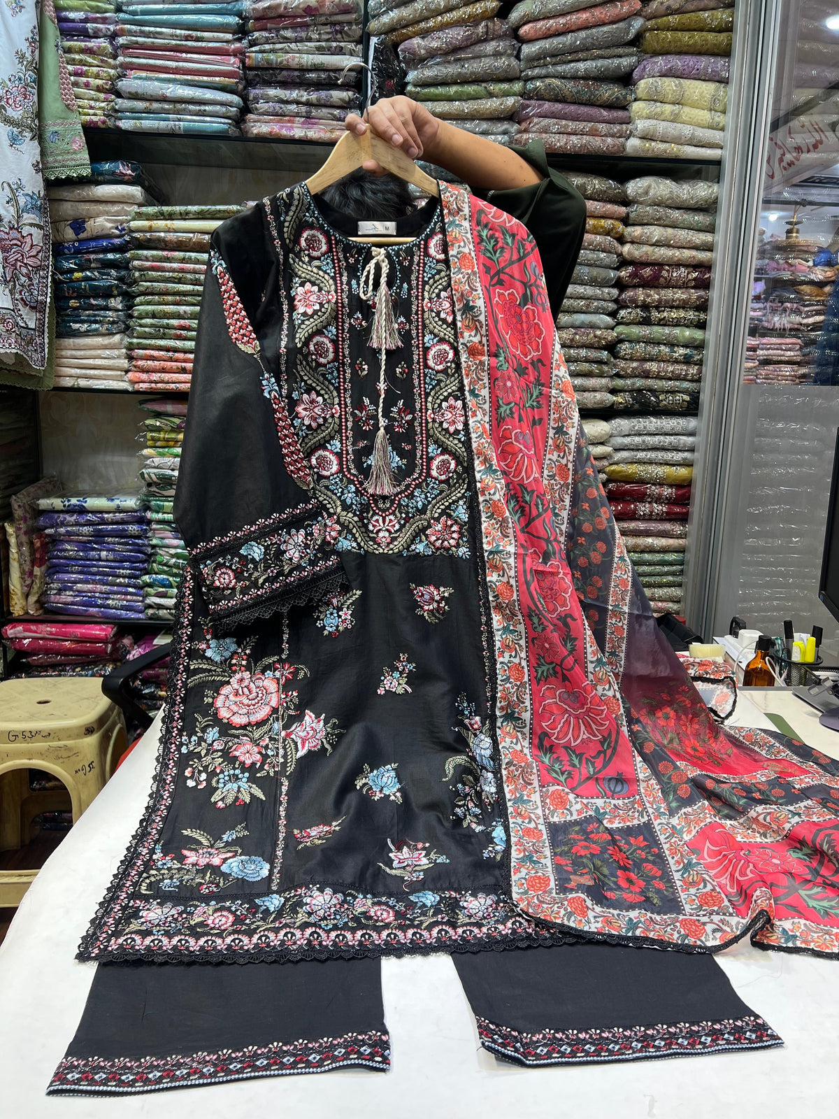 HUSSAIN REHAR LAWN GULBAN RTW