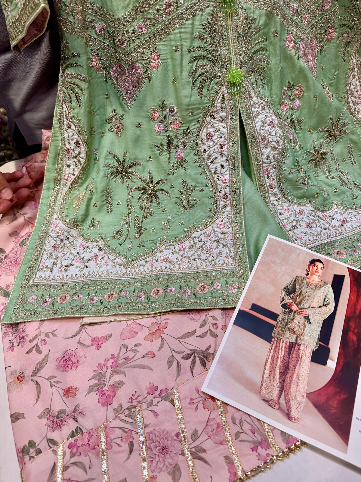 ETHNC KURTA SET VISCOSE E-719 2PC