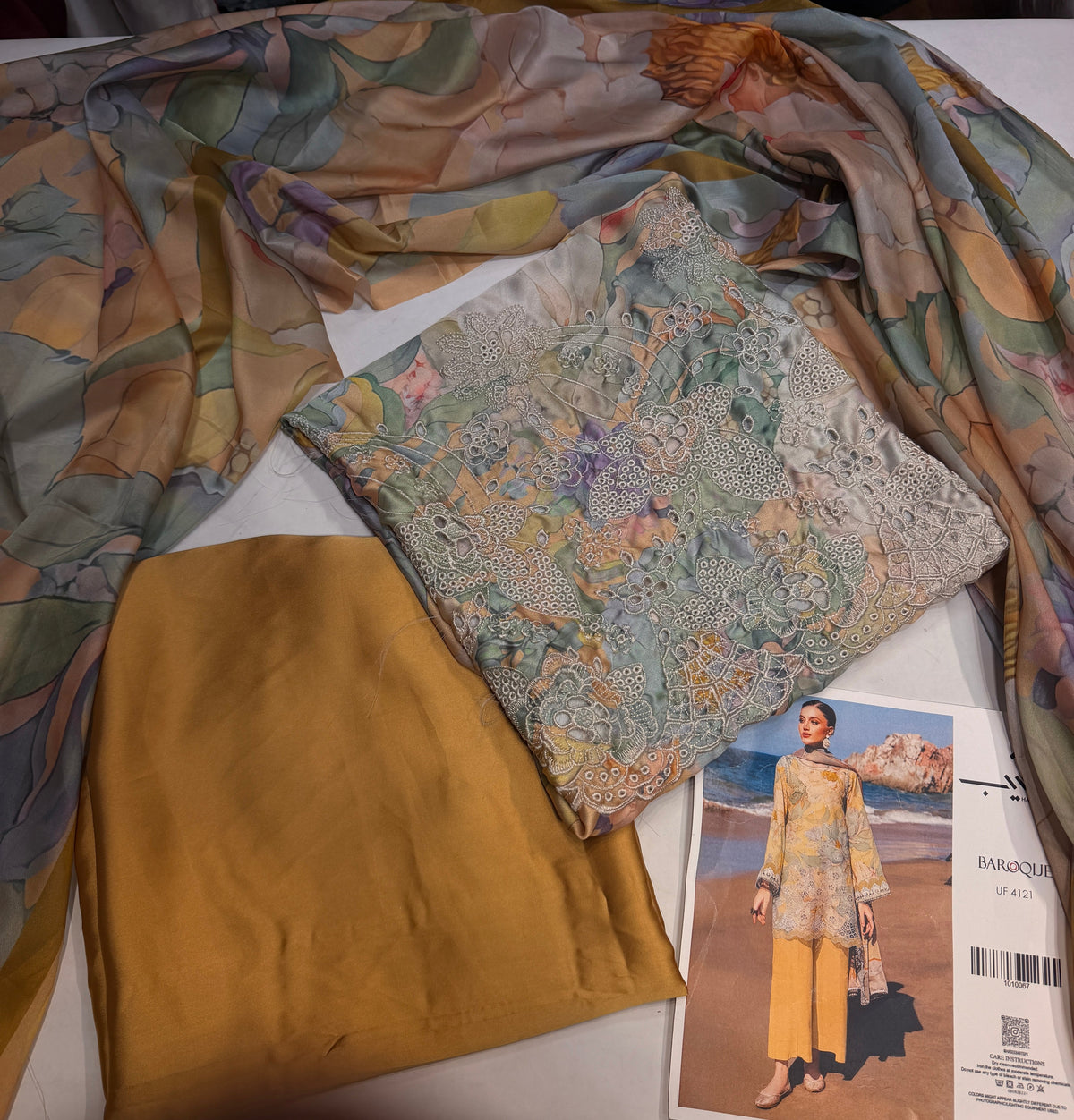 BAROQUE SILK PRINT UF-4121