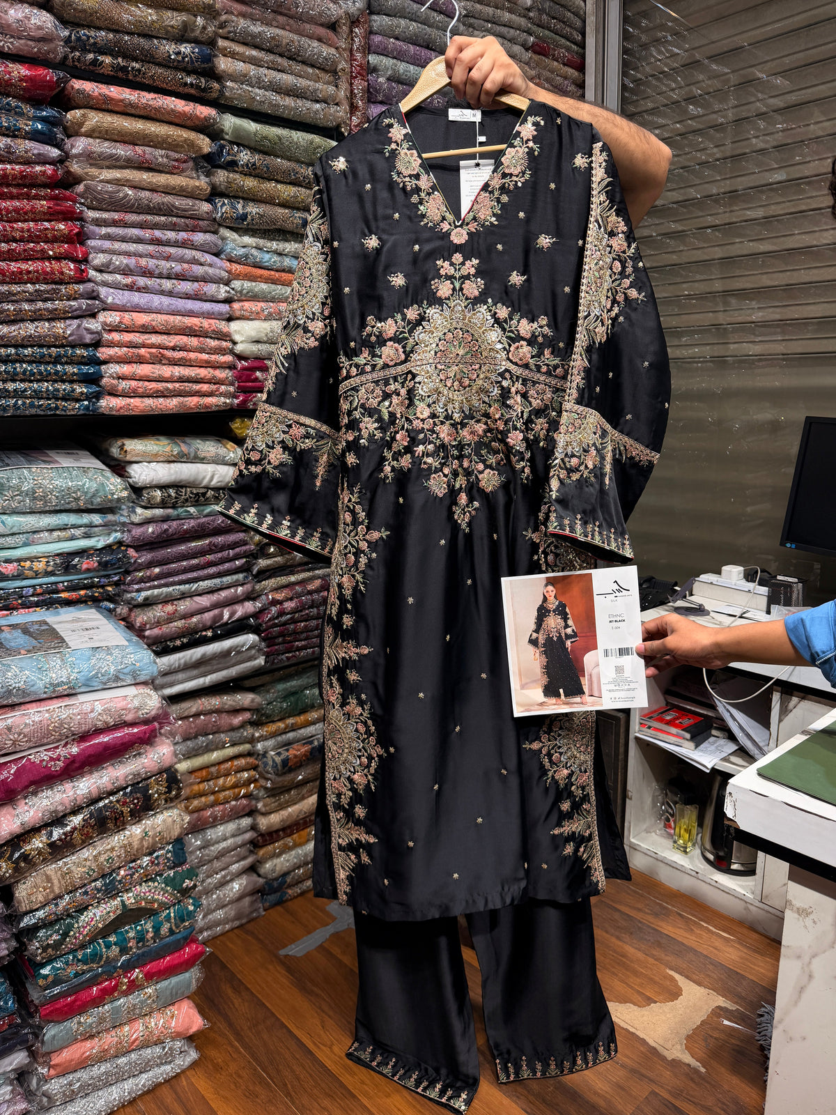 ETHNC SILK KAFTAN 2PC E-1104 STICHED (Delivery Time 10 to 15 Days)