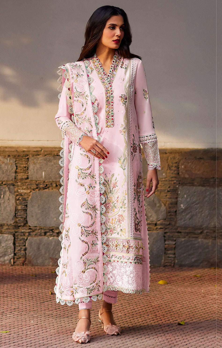 ELAN ZENEL LAWN