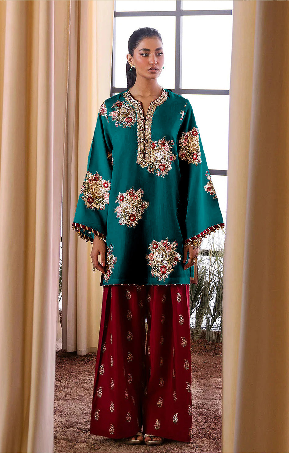ETHNC SILK EMB ZINK