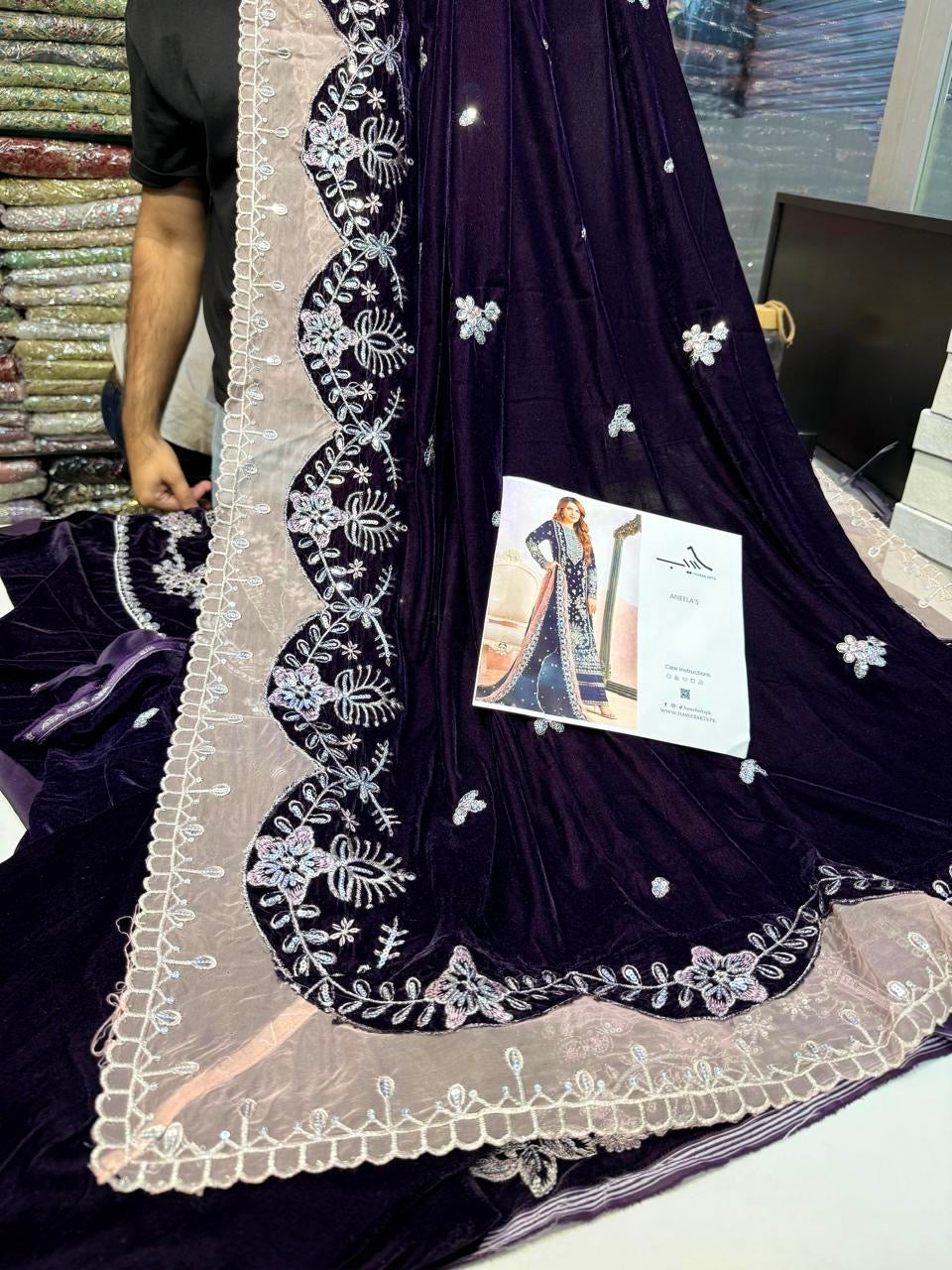 ANEELAS VELVET PLUM LUXE