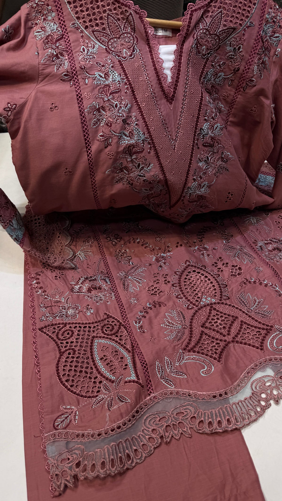QALAMKAR LAWN 2PC RTW SB02