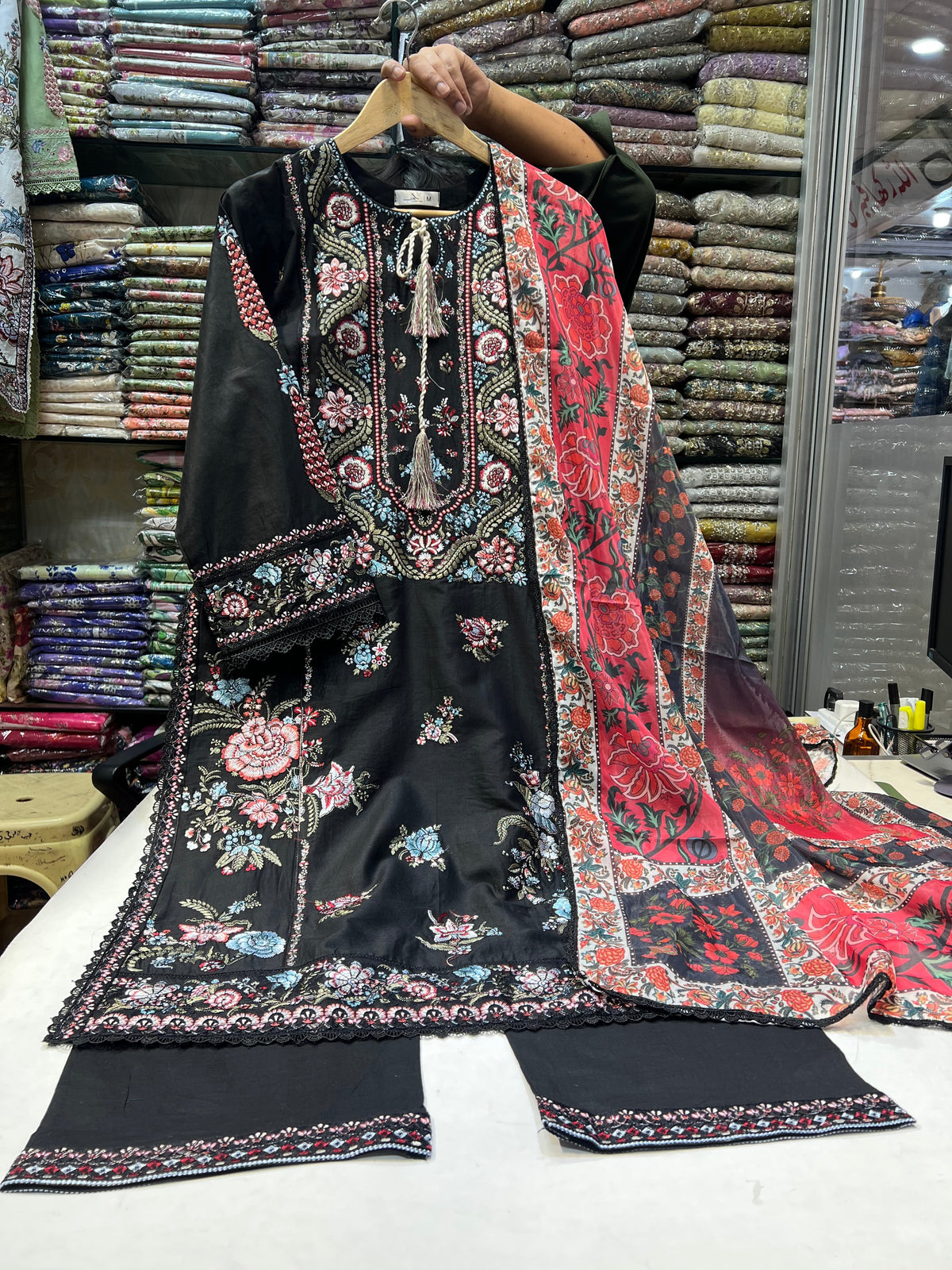 HUSSAIN REHAR LAWN GULBAN RTW