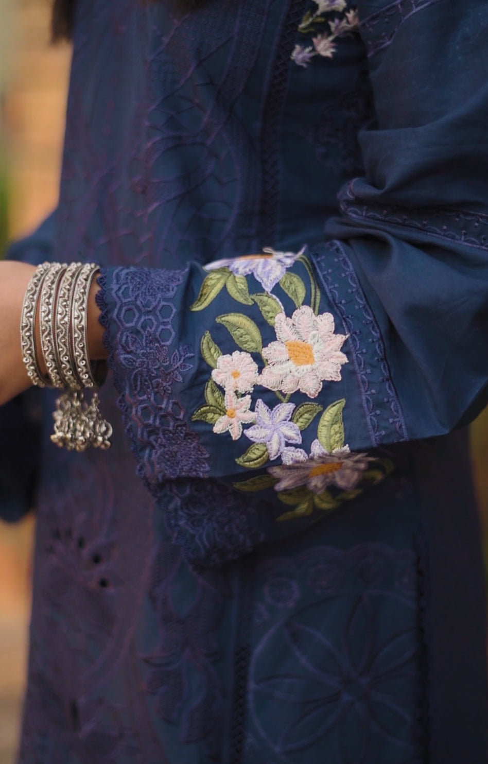 HASEEB ARTS LAWN 2PC RTW-01