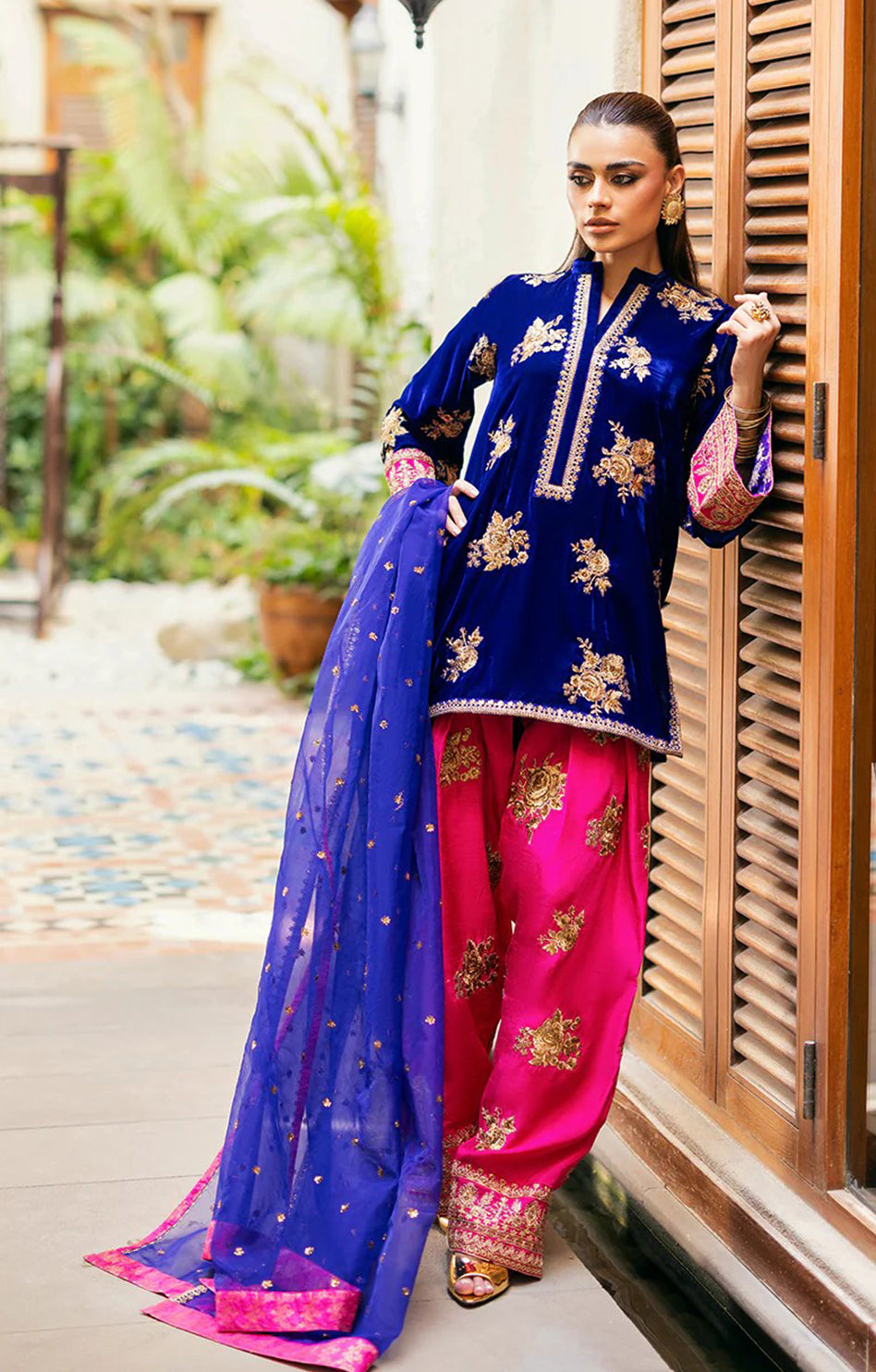 ZAINAB CHOTANI VELVET JIA