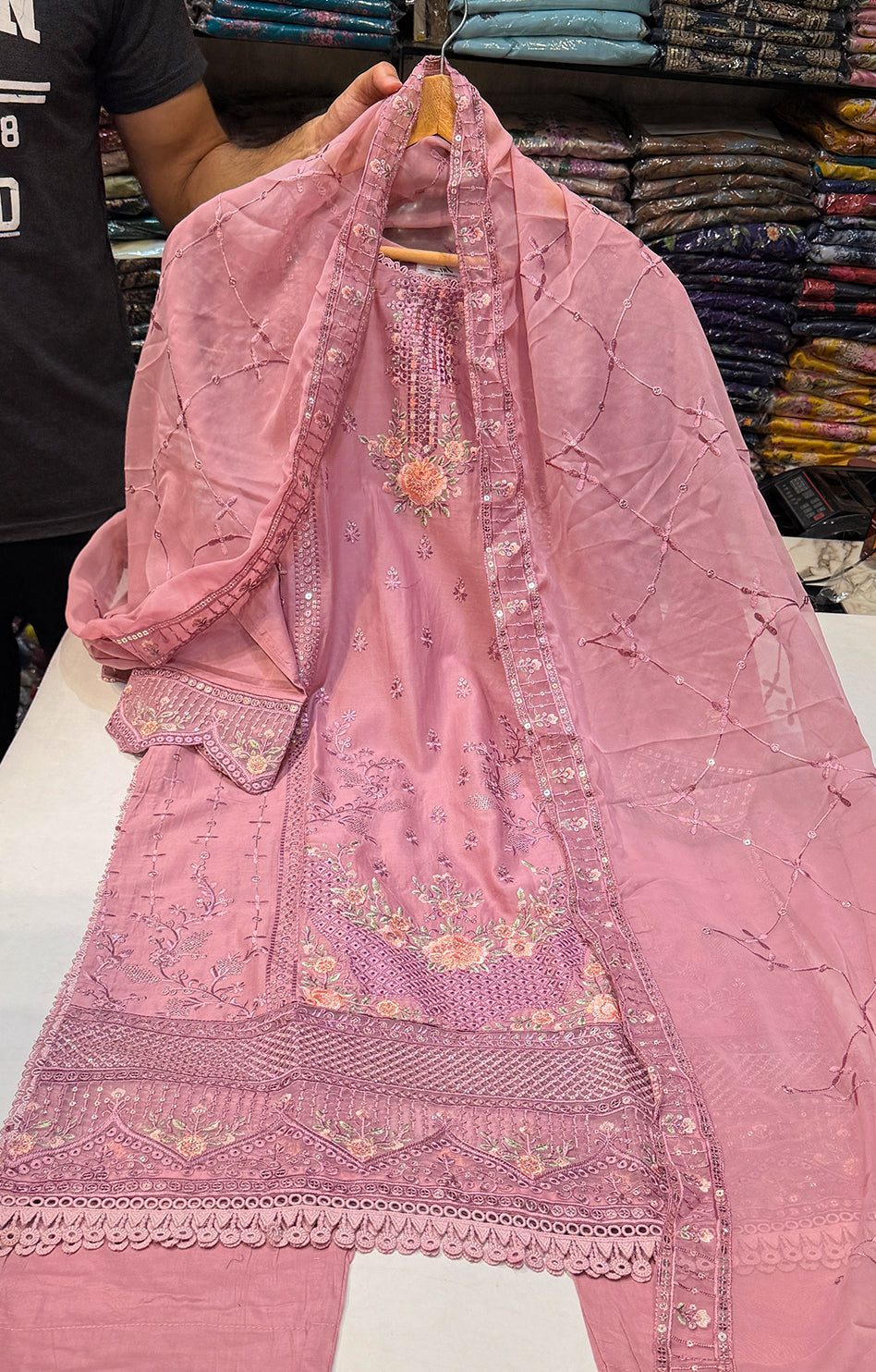 QALAMKAR LAWN MEESHA RTW