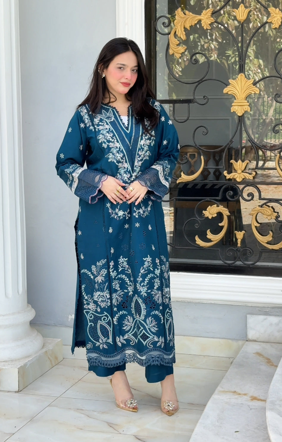 QALAMKAR LAWN 2PC RTW SB02