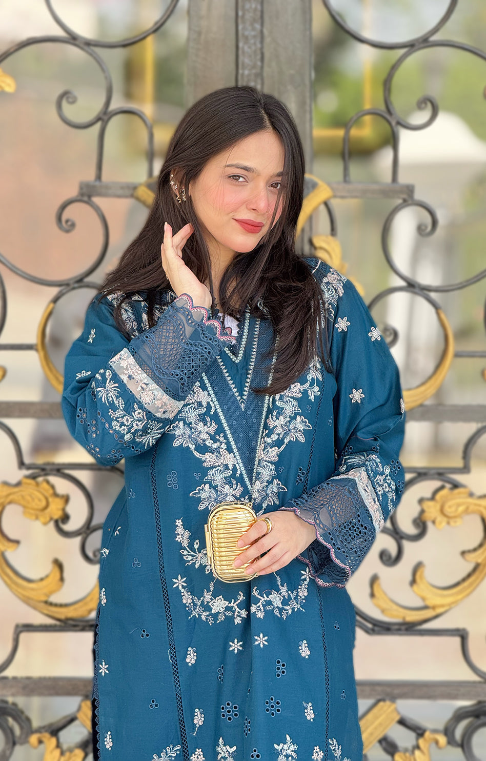 QALAMKAR LAWN 2PC RTW SB02