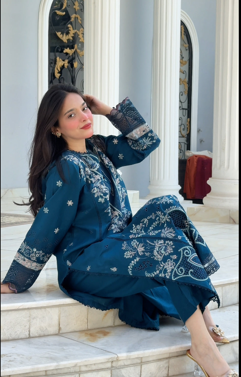 QALAMKAR LAWN 2PC RTW SB02